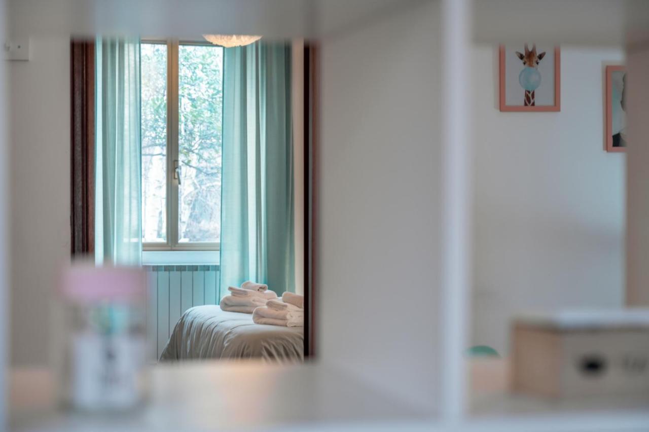 La Verde Rosa - Casa Vacanze A Due Passi Dal Lago Marta Eksteriør billede